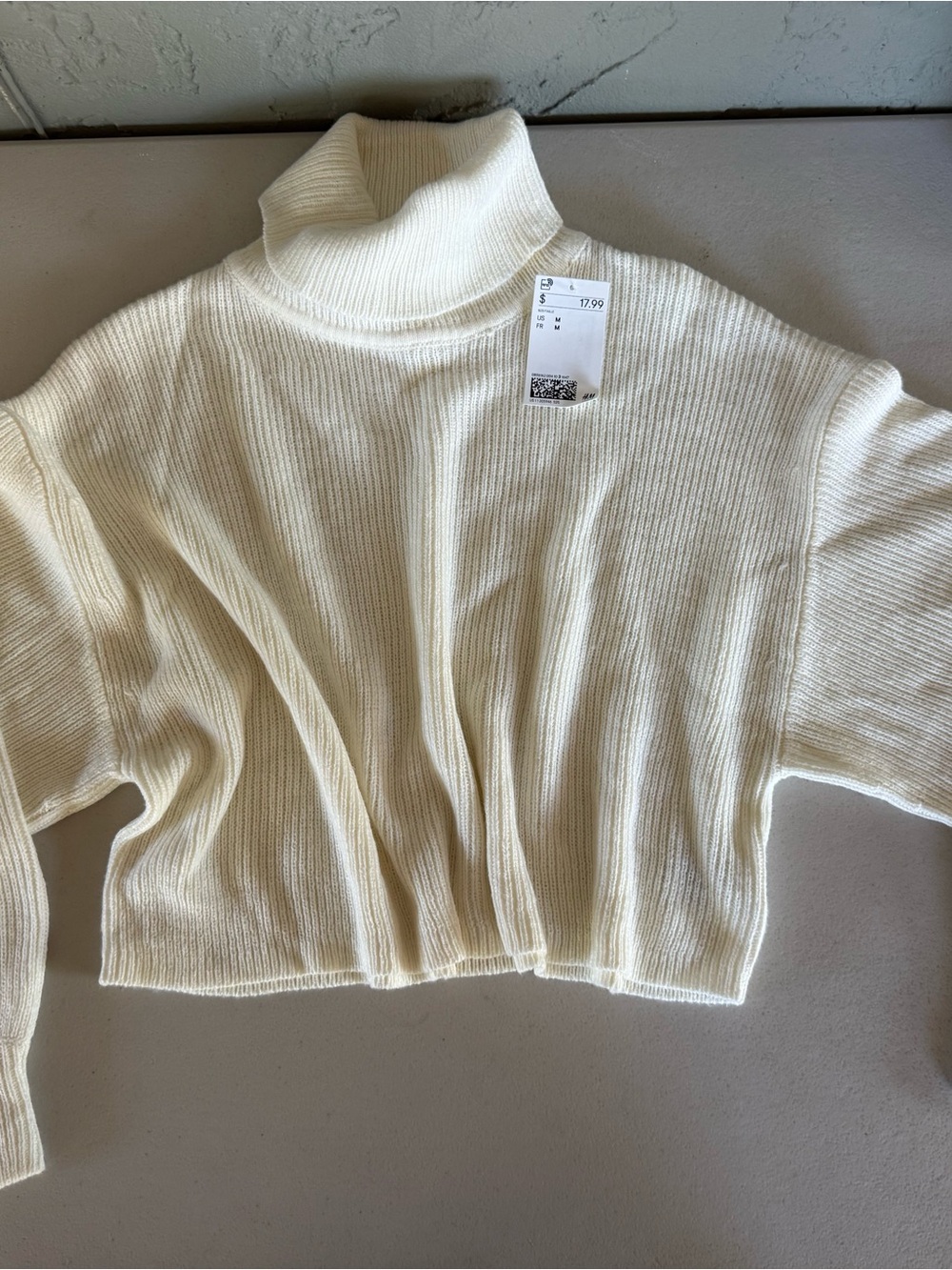 H&M Women's Cream Turtleneck Ribbed Sweater - Soft Cropped Knit